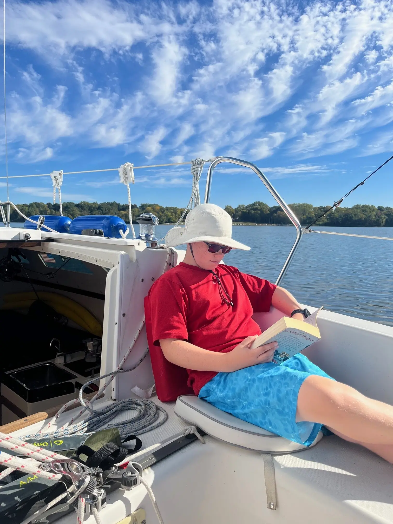 Boat deck and bow at the dock after a professional wash